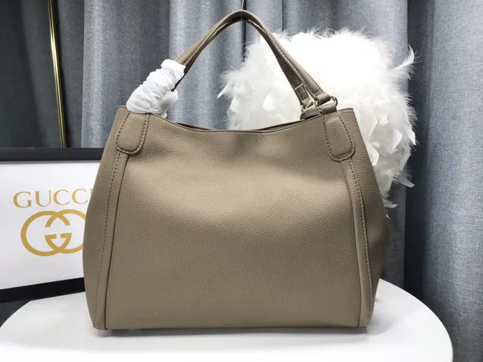 gucci-soho-interlocking-g-gallery-32