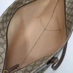 gucci-supreme-shopper-shoulder-bag-gallery-5