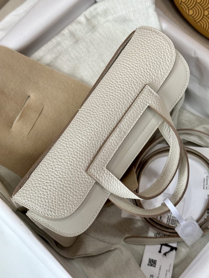 hermes-halzan-white-gallery-1