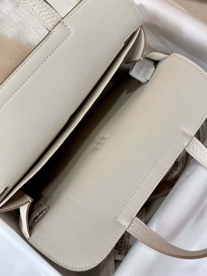 hermes-halzan-white-gallery-2
