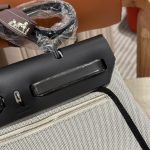 hermes-herbag-31cm-circuit-black-gallery-13