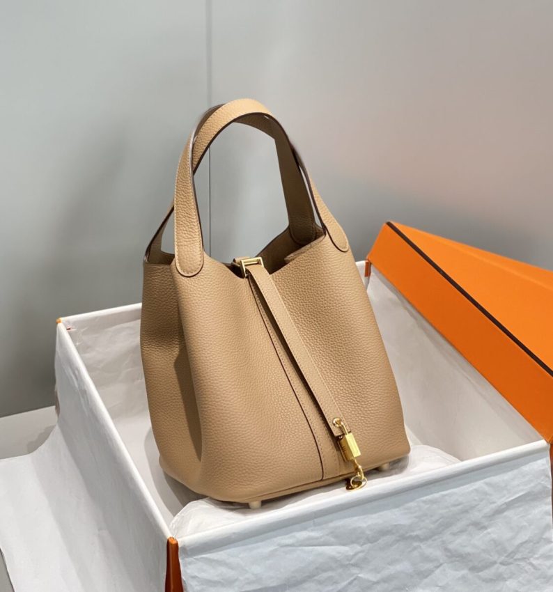 hermes-picotin-lock-milk-tea-gallery-6