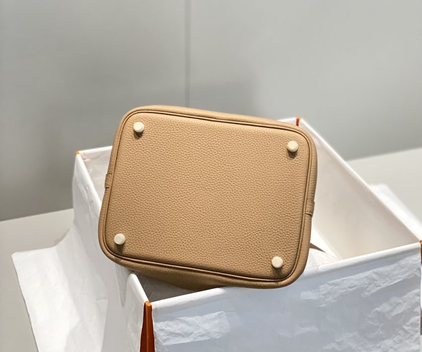 hermes-picotin-lock-milk-tea-gallery-7