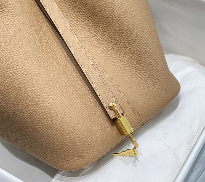 hermes-picotin-lock-milk-tea-gallery-8