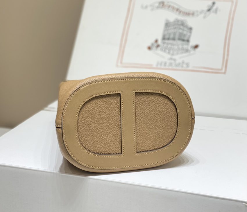 hermes-the-light-brown-gallery-1