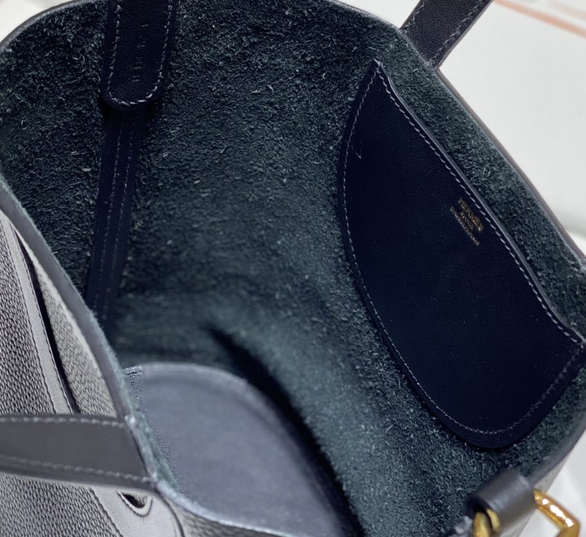 hermes-the-loop-black-gallery-2