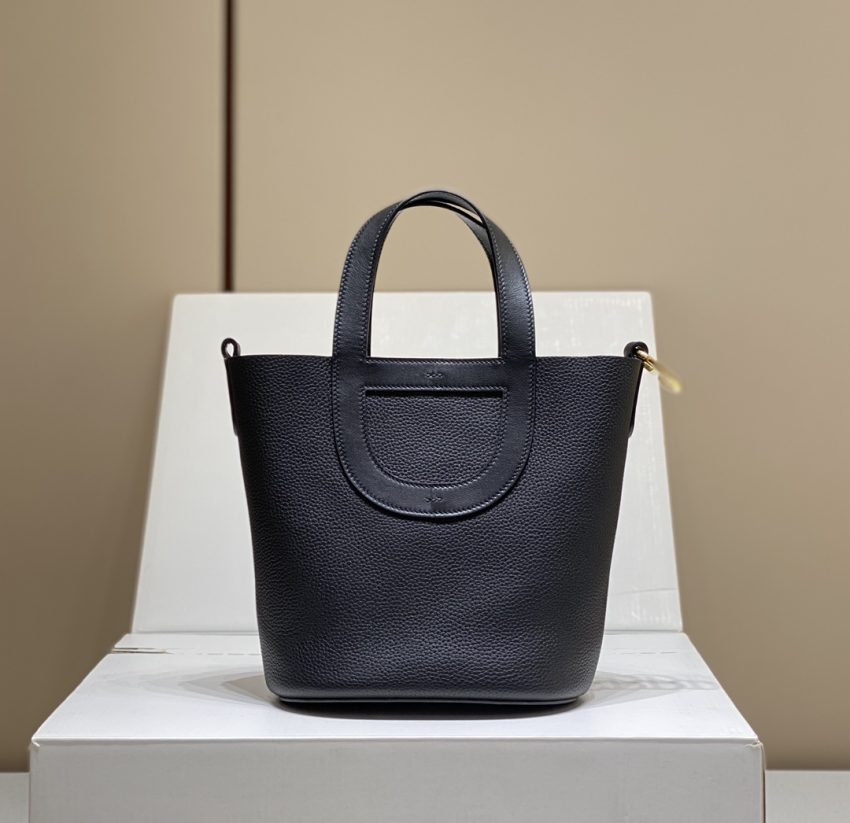 hermes-the-loop-black-gallery-3