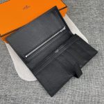hermes-zipper-vertical-wallet-gallery-2