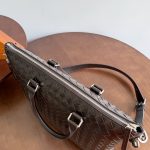 imgHD_c667a27c_20250628_cmp_i1751085742477_6699_0_3.jpg Bottega Veneta Intrecciato Soft Briefcase - weave pattern