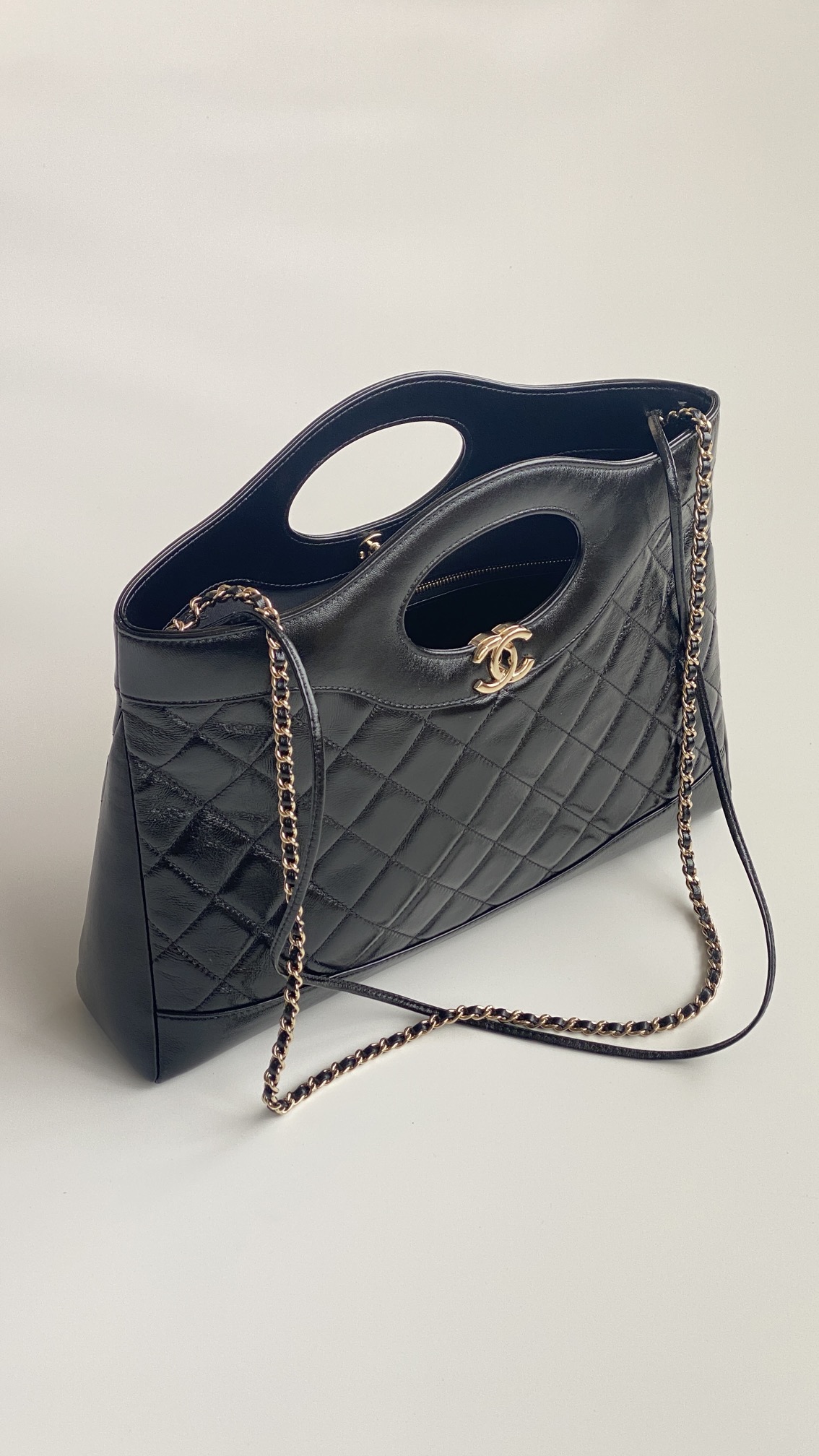 img_5a0bfeb5_20240307_i1709792306_6493_9.jpg CHANEL 24s Horizontal Small Black - chanel small horizontal replica detail 2