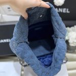 img_f1a04ada_20240505_i1714878647_9509_1.jpg CHANEL 22 Medium Handbag Denim - chanel 22 replica detail 6
