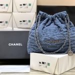 img_f1a04ada_20240505_i1714878648_353_7.jpg CHANEL 22 Medium Handbag Denim - chanel 22 replica detail 7
