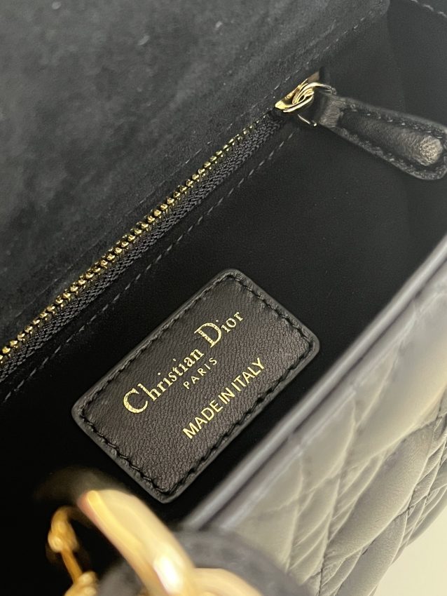 lady-dior-black-abc-gallery-7