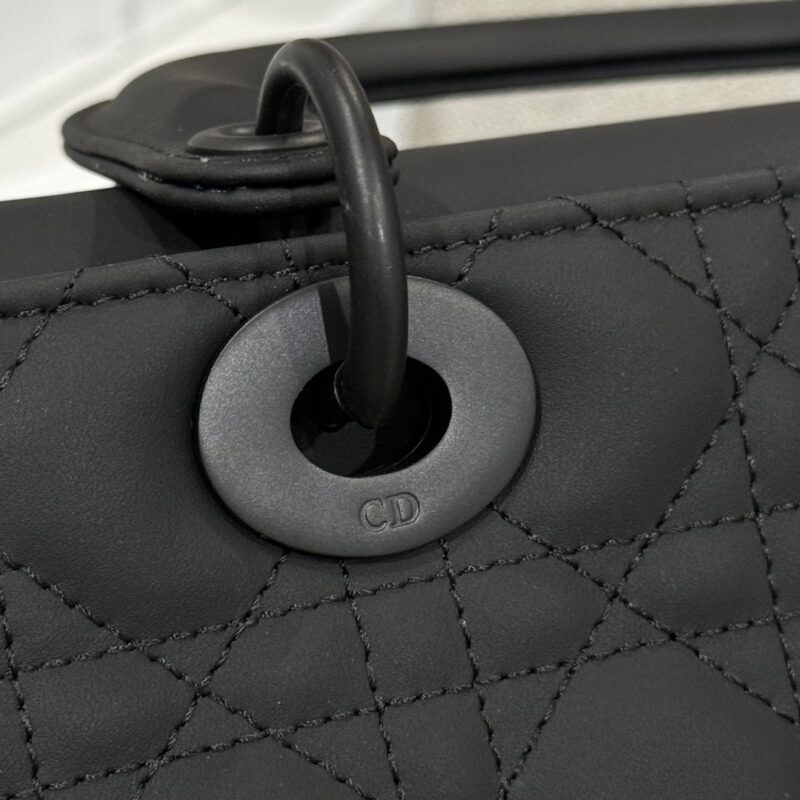 lady-dior-medium-ultramatte-black-gallery-3