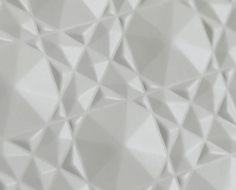 lady-dior-ultramatte-white-grid-abc-gallery-2