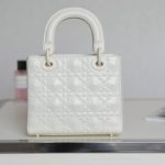 lady-dior-ultramatte-white-grid-abc-gallery-7