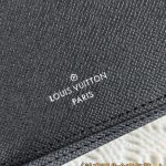 louis-vuitton-brazza-wallet-gallery-5