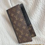 louis-vuitton-brazza-wallet-gallery-7