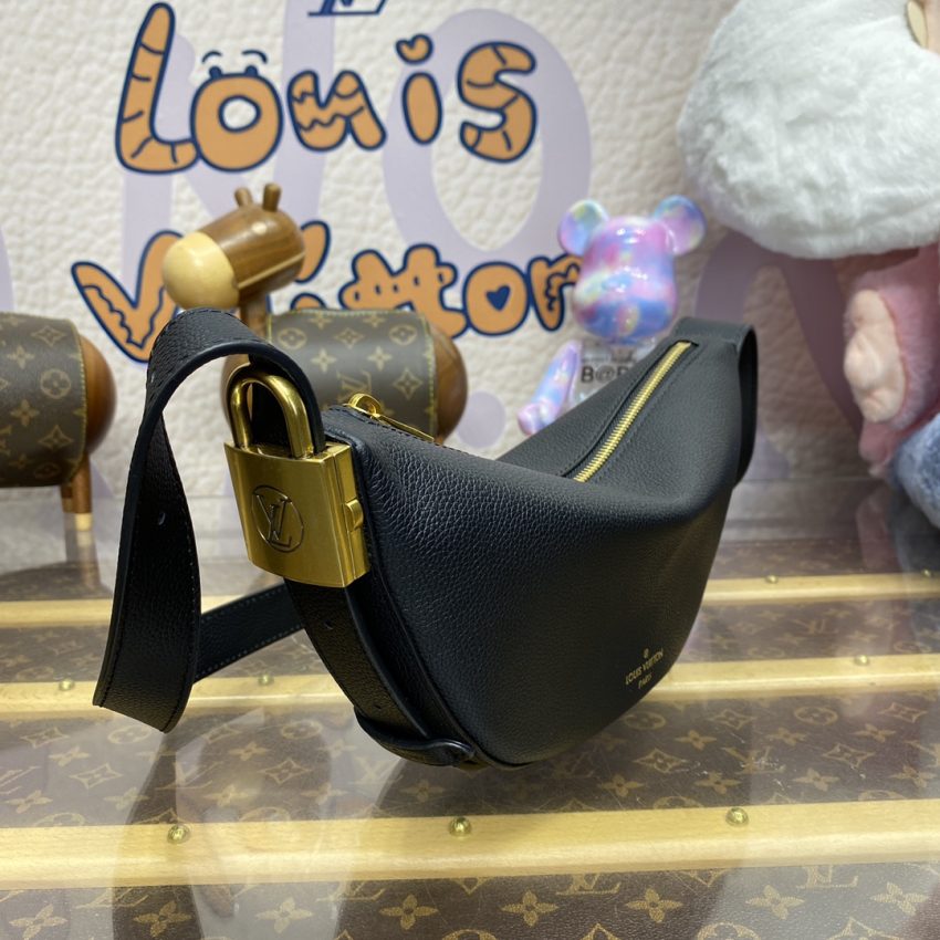 louis-vuitton-bumbag-low-key-black-gallery-1