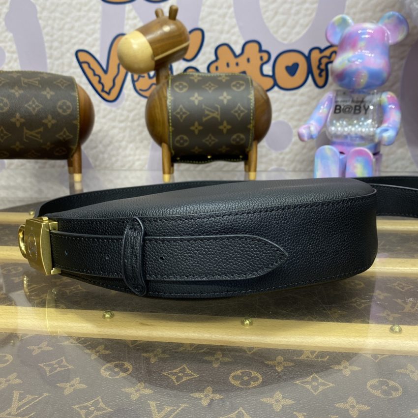 louis-vuitton-bumbag-low-key-black-gallery-9