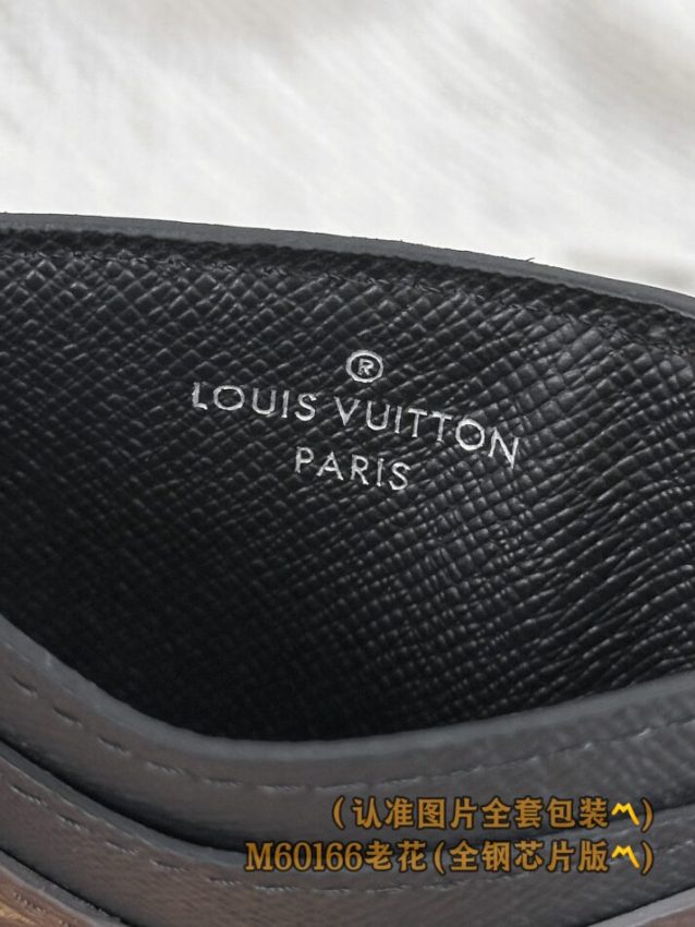 louis-vuitton-card-holder-brown-gallery-12