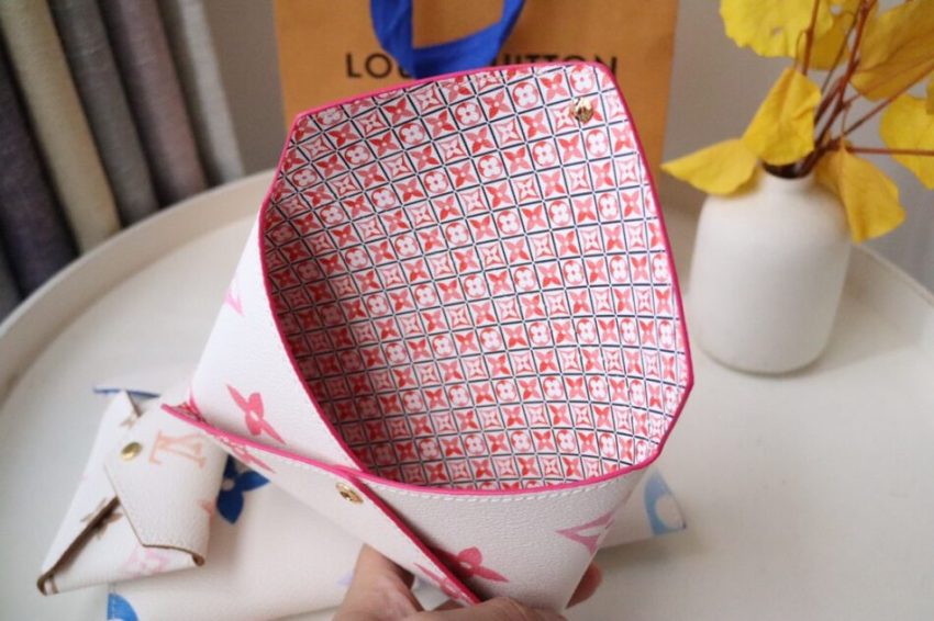louis-vuitton-kirigami-pochette-pouch-gallery-5