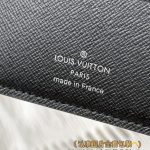 louis-vuitton-marco-wallet-black-gallery-1