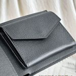 louis-vuitton-marco-wallet-black-gallery-2