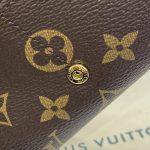 louis-vuitton-sarah-wallet-brown-gallery-3