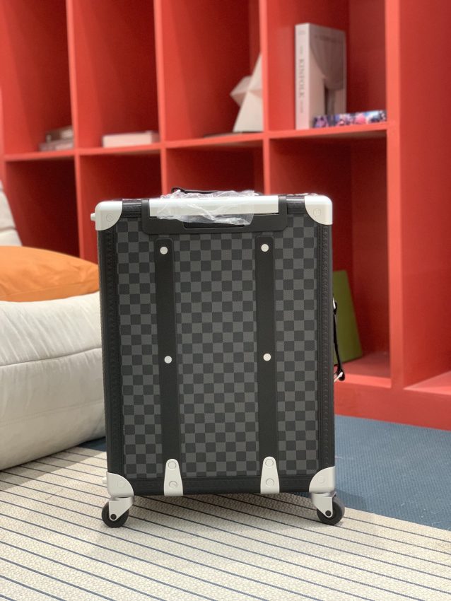 louis-vuitton-suitcase-gallery-18