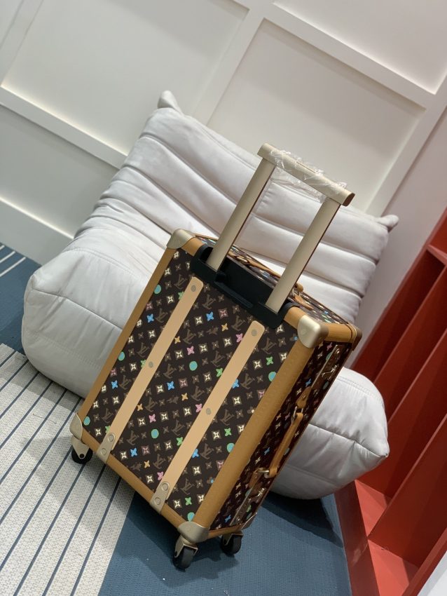 louis-vuitton-suitcase-gallery-2