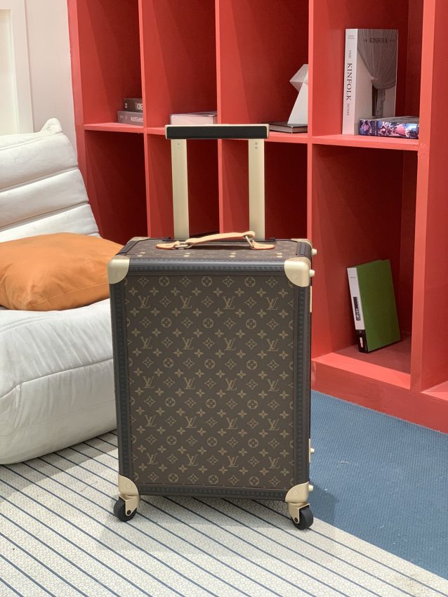 louis-vuitton-suitcase-gallery-21