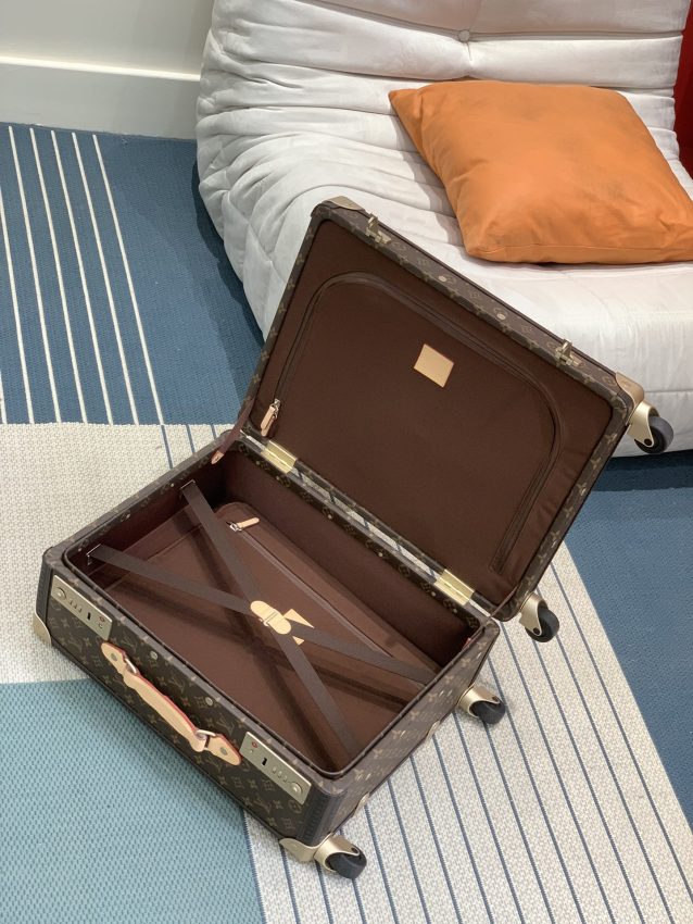 louis-vuitton-suitcase-gallery-27