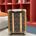 louis-vuitton-suitcase-gallery-6