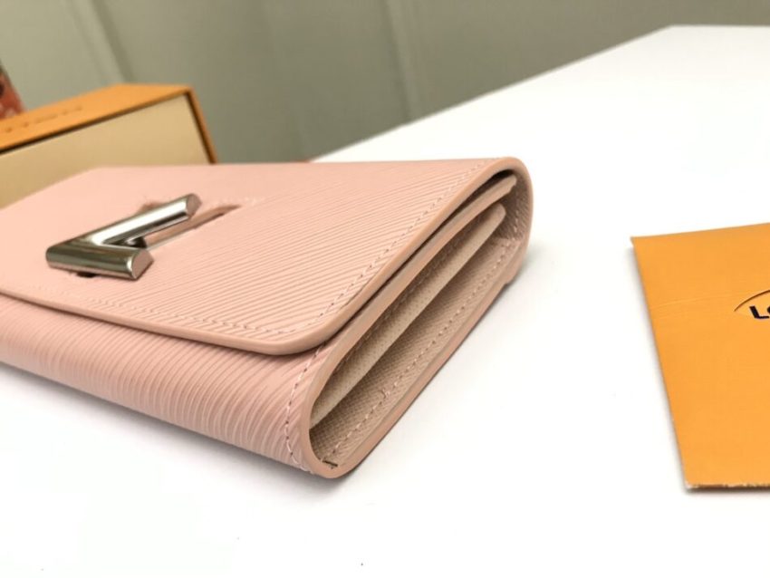 louis-vuitton-twist-wallet-pink-gallery-3