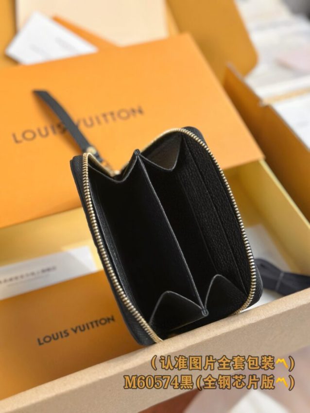 louis-vuitton-zipper-coin-purse-black-gallery-7