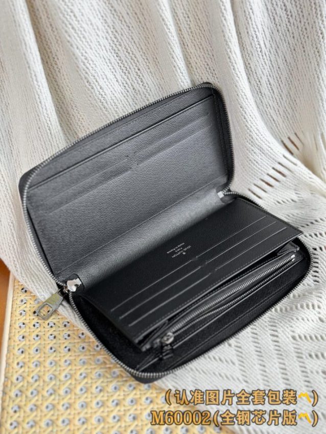 louis-vuitton-zippy-wallet-black-gallery-3
