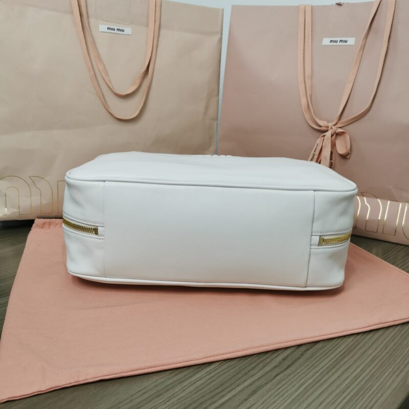 miu-miu-arcadie-white-gallery-4