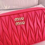 miu-miu-clutch-red-gallery-1