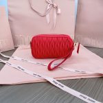 miu-miu-clutch-red-gallery-4