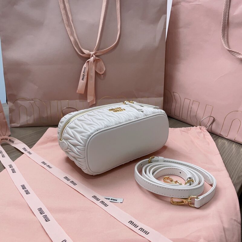 miu-miu-cosmetic-bag-white-gallery-1