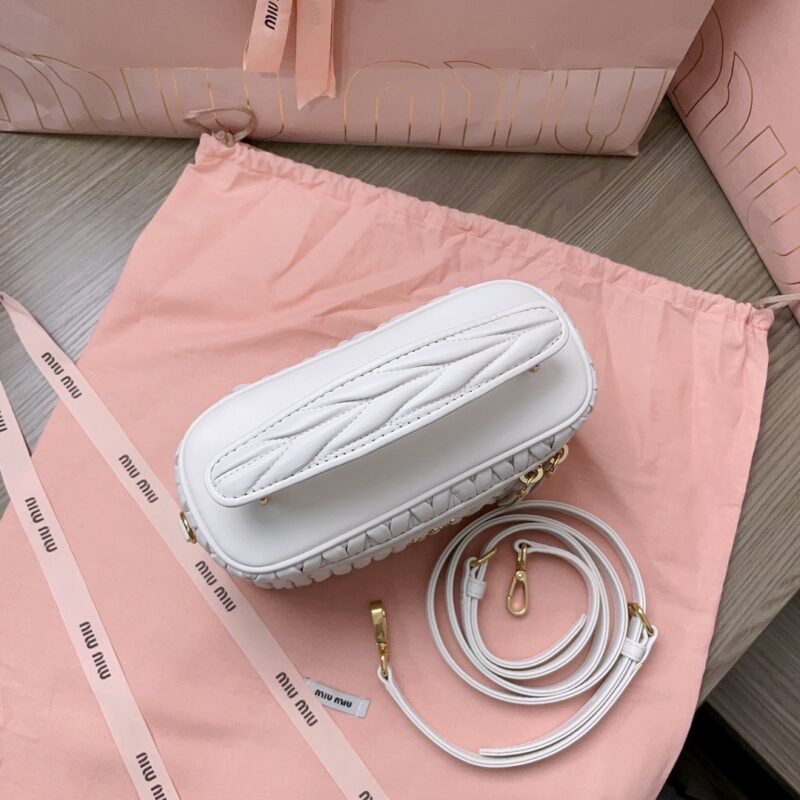 miu-miu-cosmetic-bag-white-gallery-4