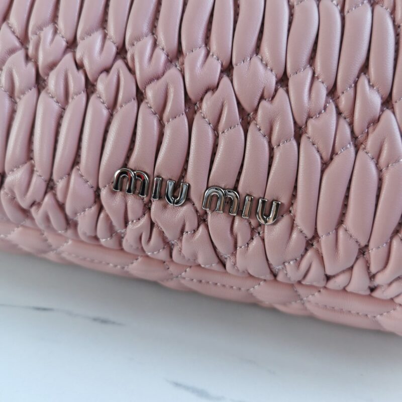 miu-miu-crystal-handbag-pink-gallery-5