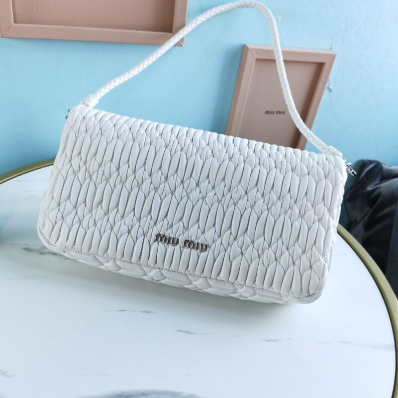 miu-miu-crystal-handbag-white-gallery-1