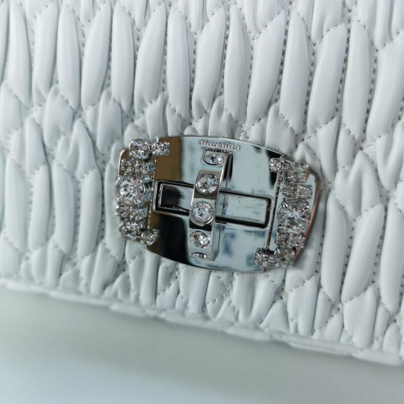 miu-miu-crystal-handbag-white-gallery-4