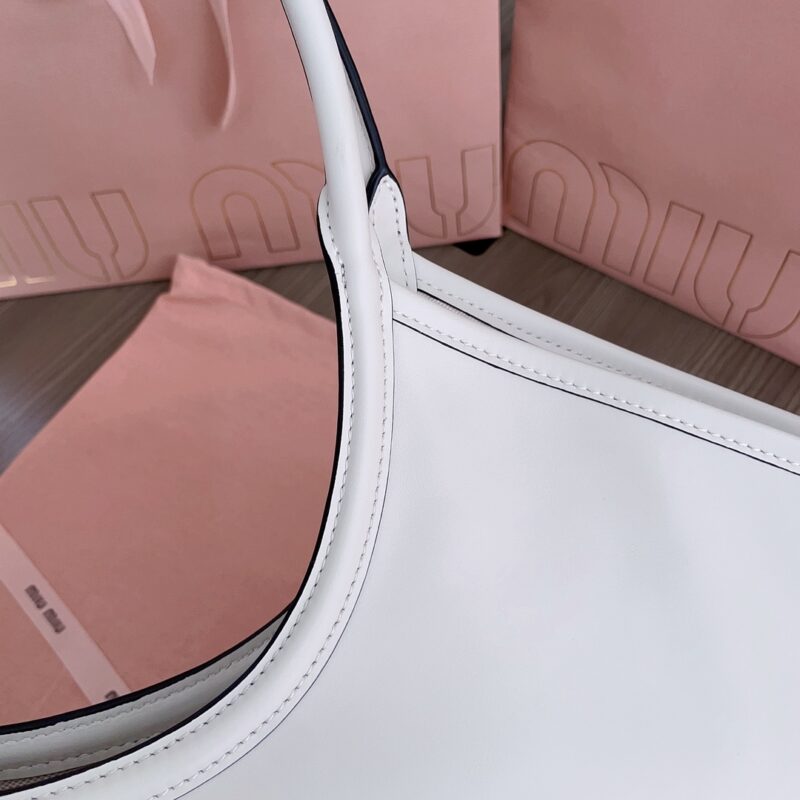 miu-miu-ivy-tote-white-gallery-6