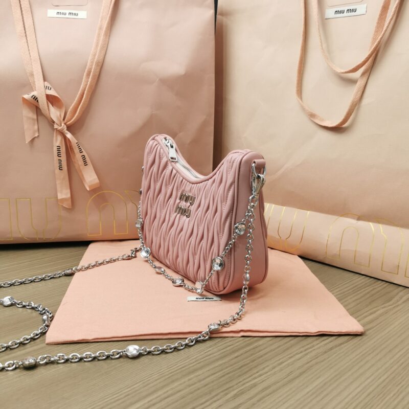 miu-miu-matelasse-crystal-pink-gallery-3