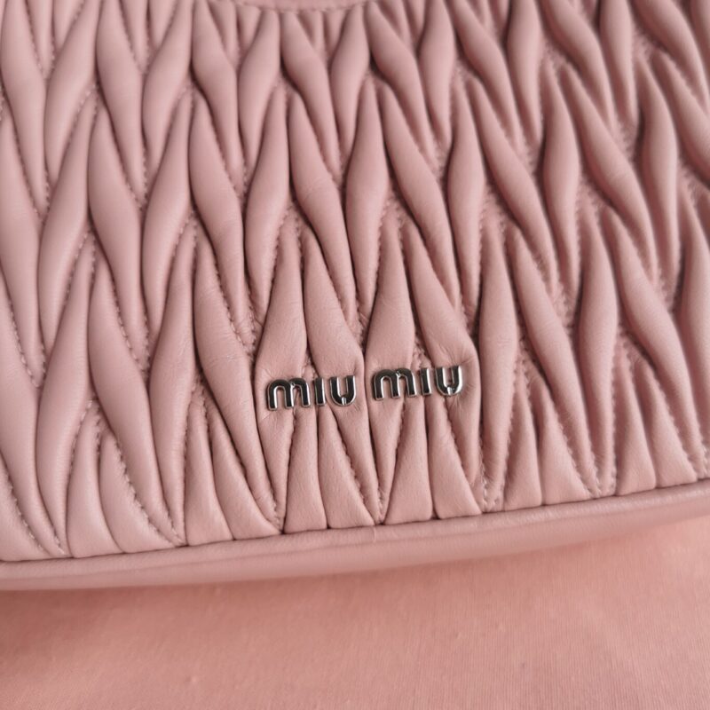 miu-miu-matelasse-pearl-pink-gallery-4