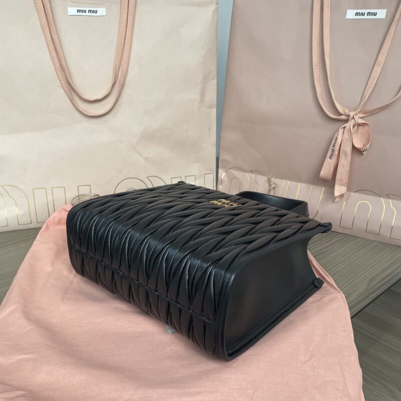 miu-miu-matelasse-tote-black-gallery-8