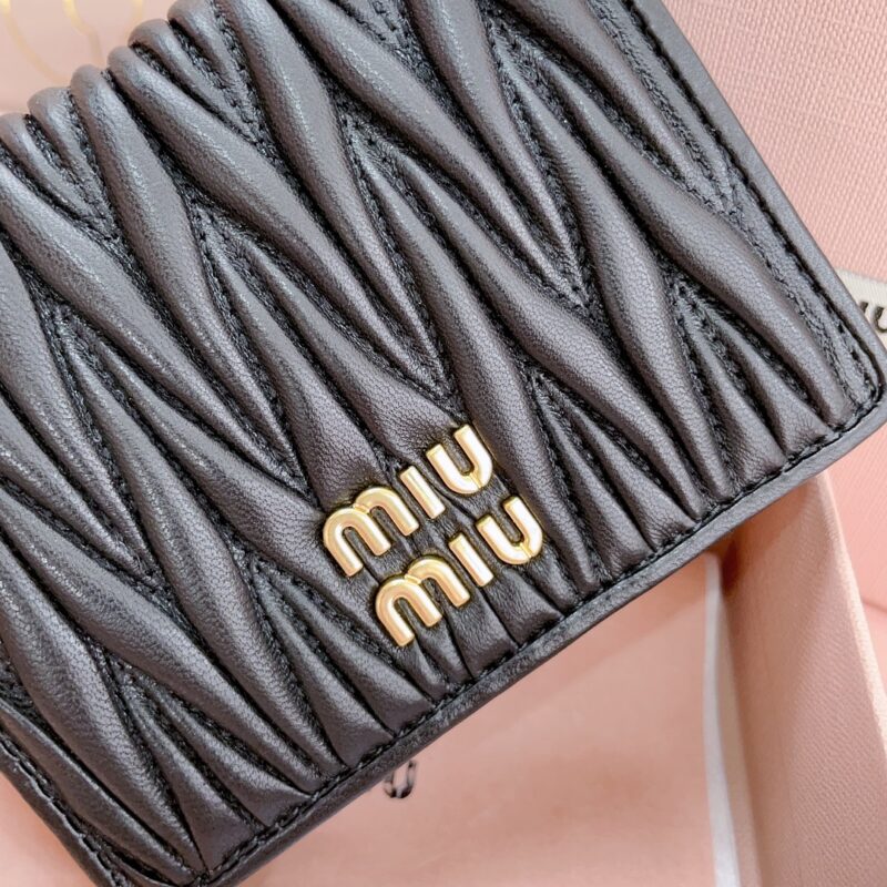 miu-miu-pocket-wallet-black-gallery-5
